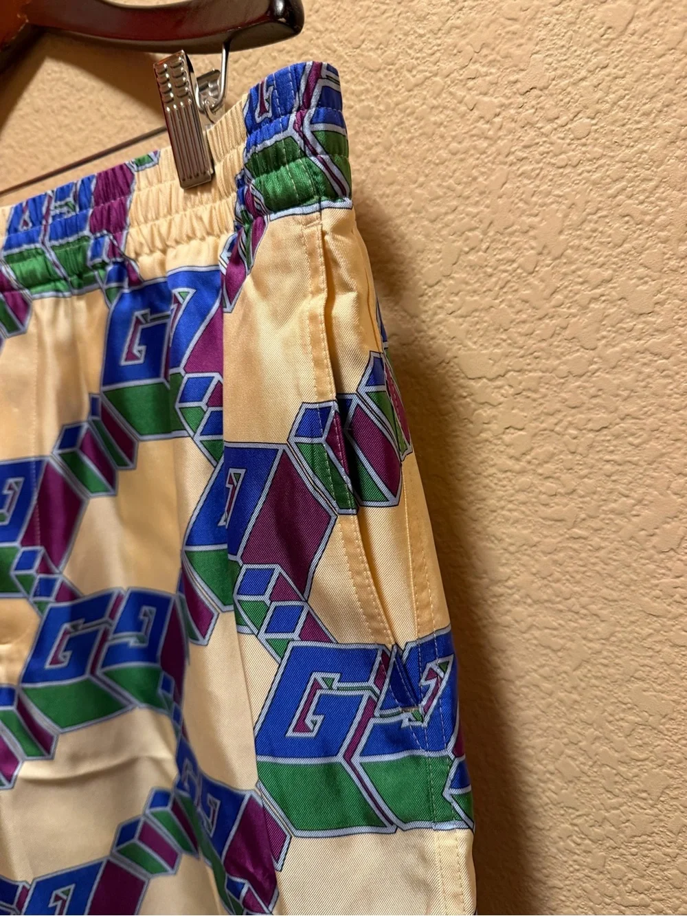 New Gucci GG Logo Silk Shorts Cream Blue Size IT 54 / US L 36 - 40 Waist